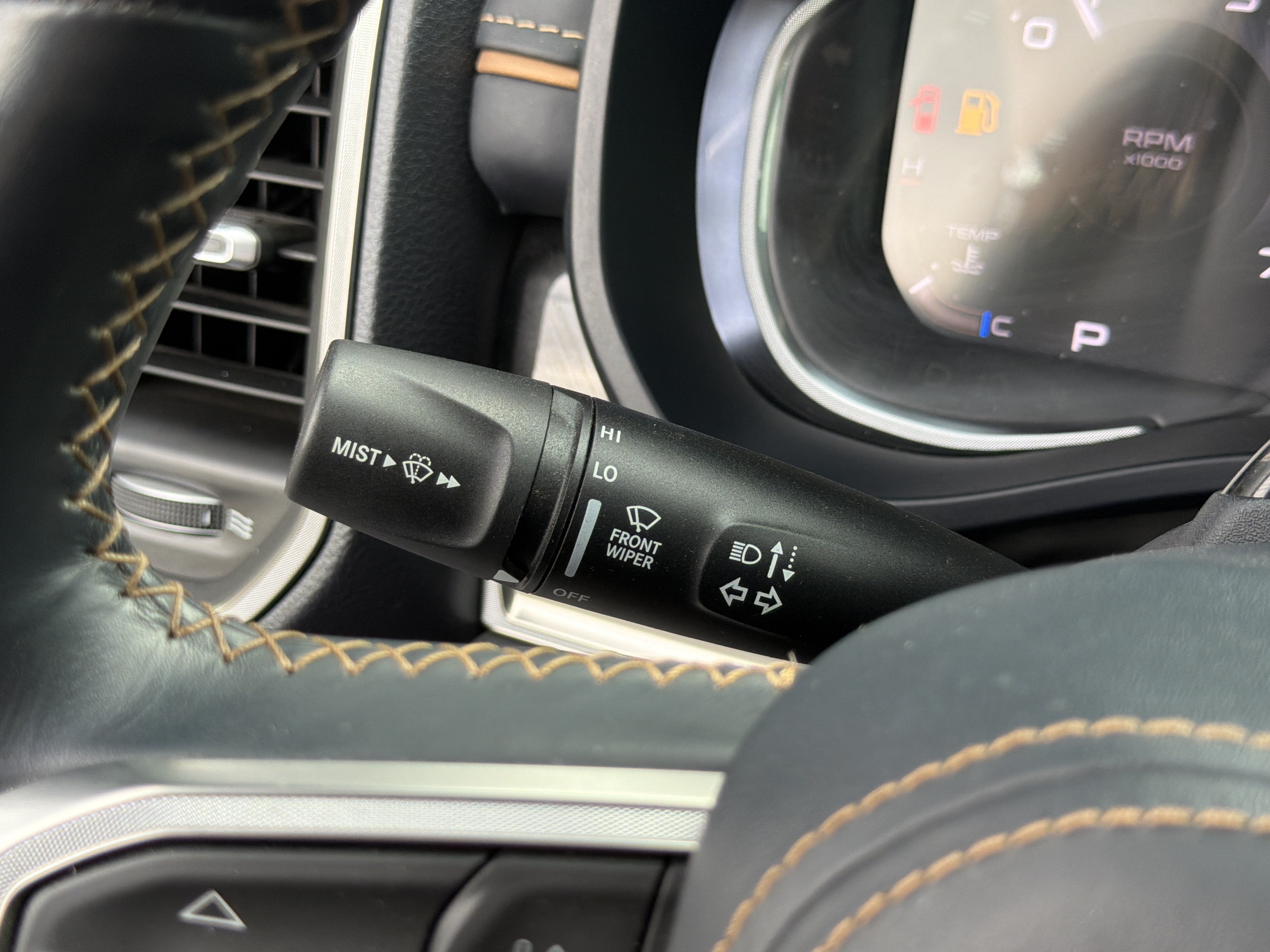 Used 2025 RAM 1500 Tungsten w/ Bed Utility Group AWD/4WD image 32