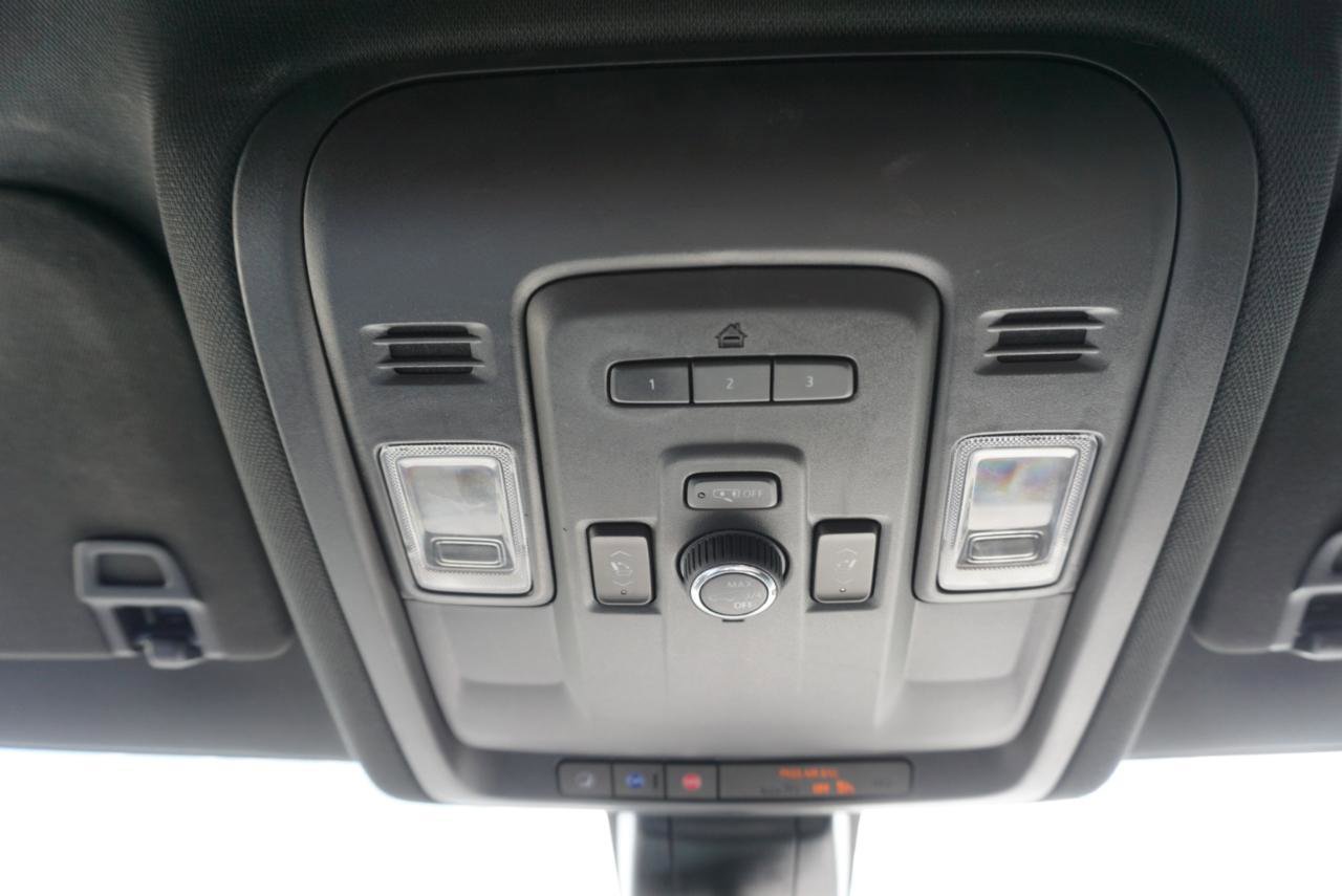 Used 2022 Chevrolet Tahoe Z71 w/ Z71 Off-Road Package AWD/4WD image 15