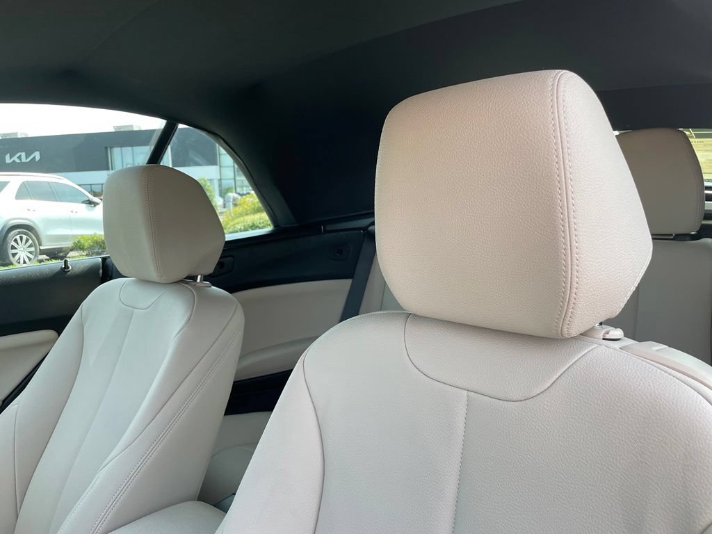 Used 2017 BMW 230i xDrive Convertible AWD/4WD image 23