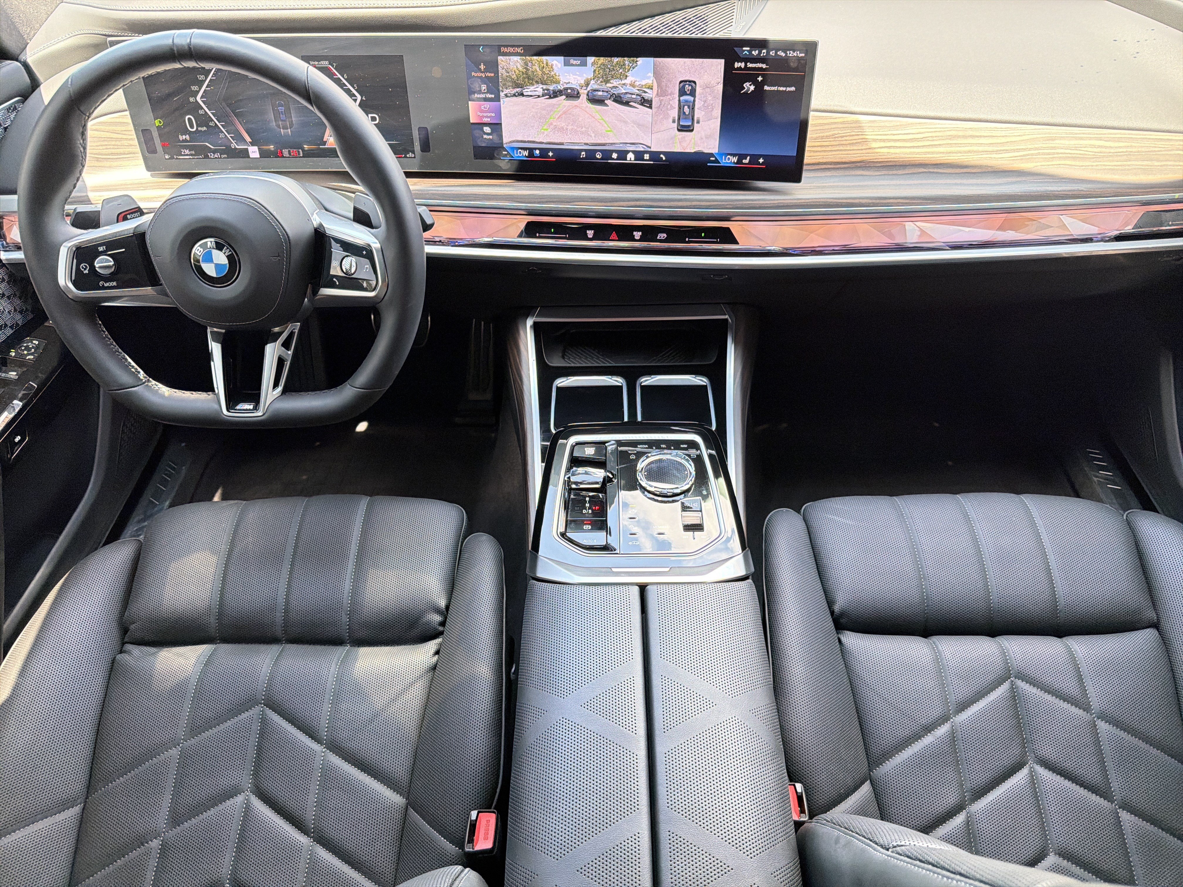 Certified 2026 BMW 760i xDrive AWD/4WD image 4