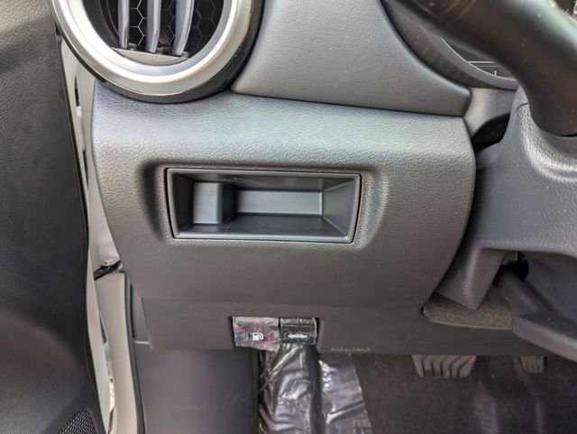 New 2025 Nissan Versa SR w/ Trunk Package image 16