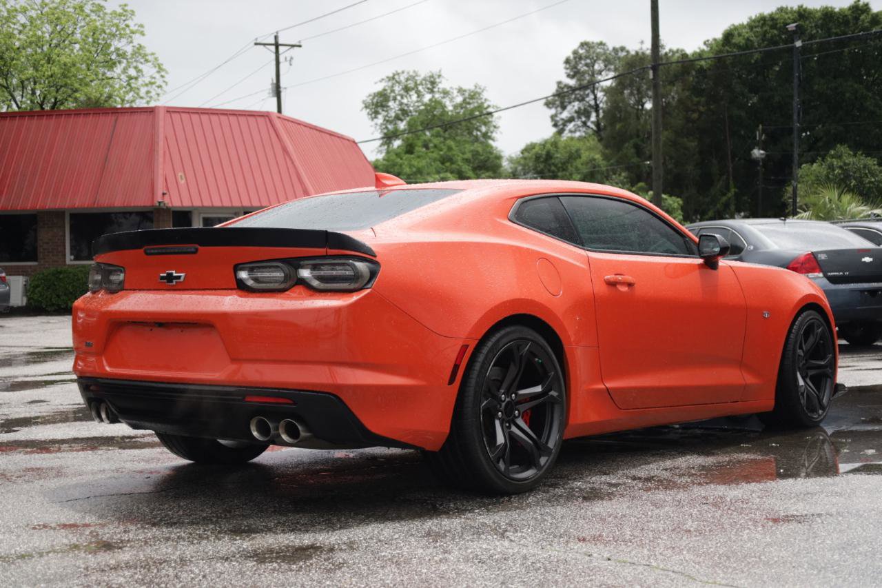 Used 2019 Chevrolet Camaro SS RWD image 5
