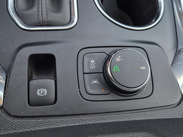 Used 2018 Chevrolet Traverse Premier w/ Driver Confidence II Package FWD image 51