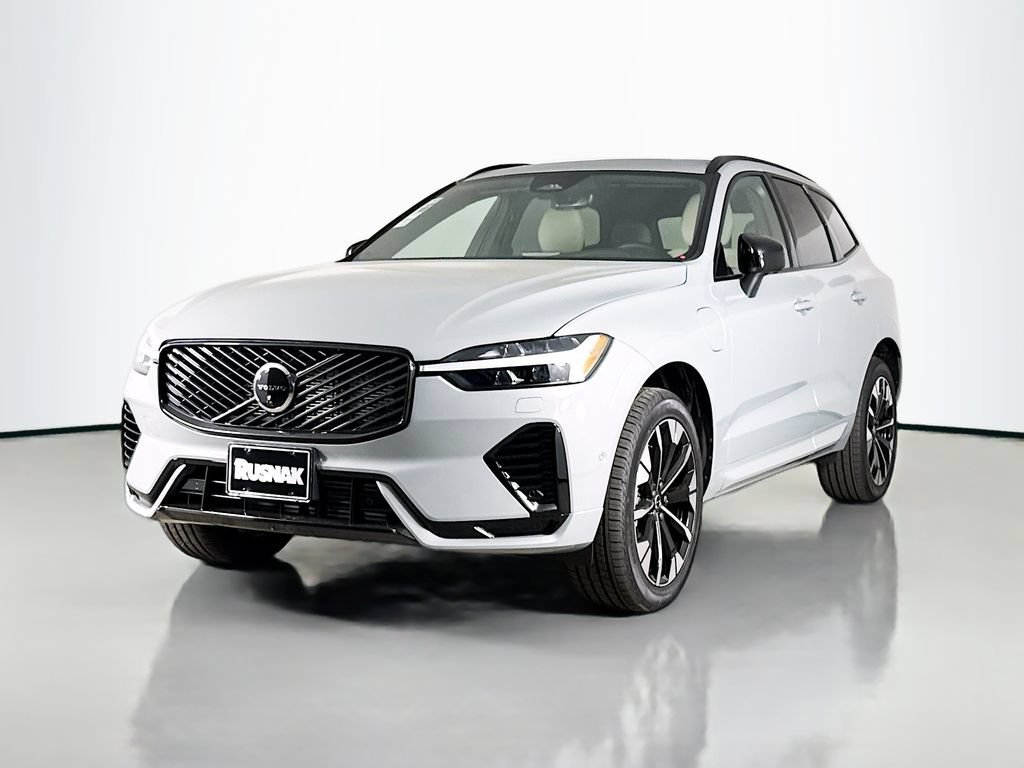 New 2026 Volvo XC60 T8 Plus w/ Protection Package Premier AWD/4WD image 3