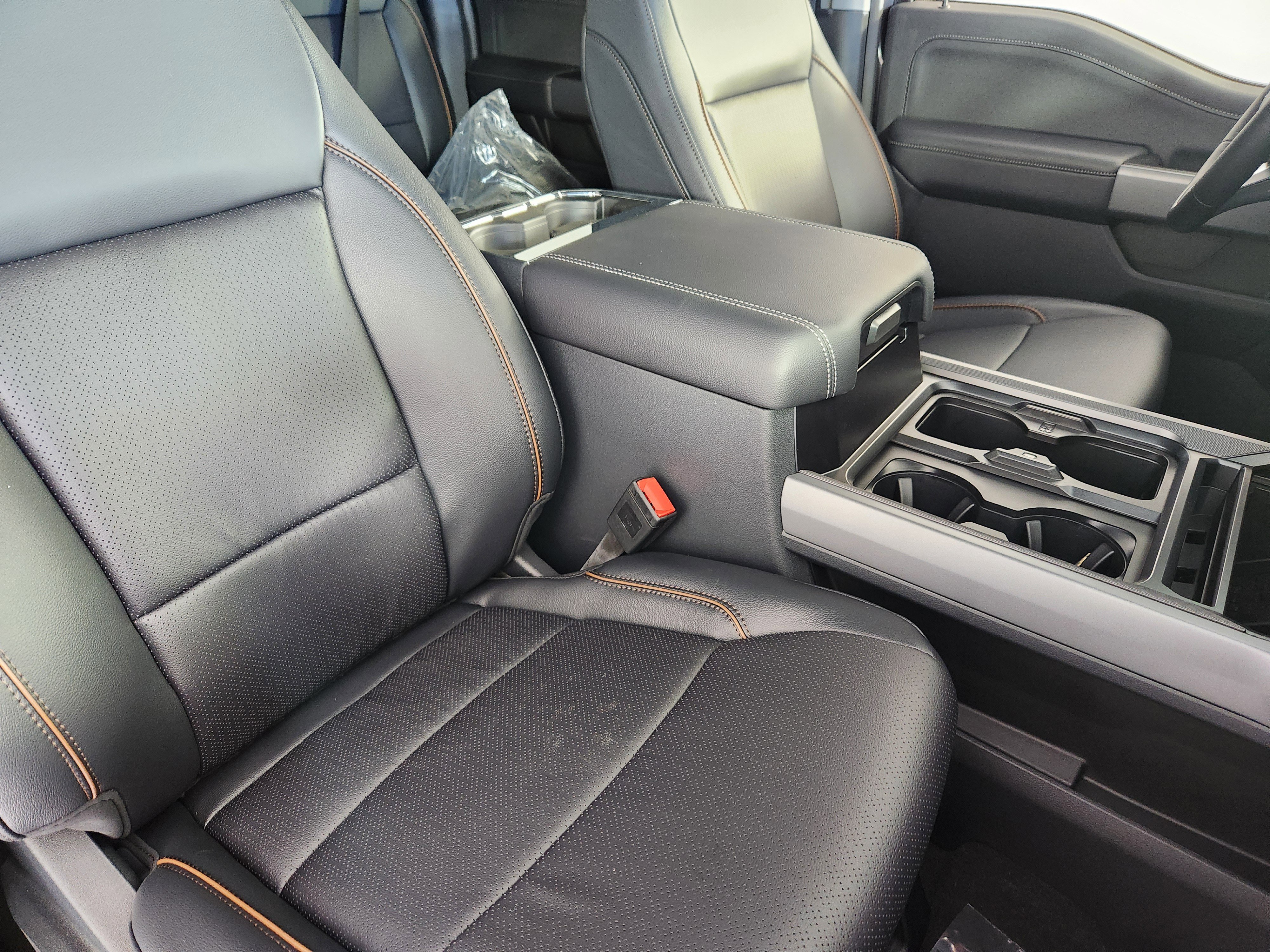 New 2026 Ford F250 Lariat image 9