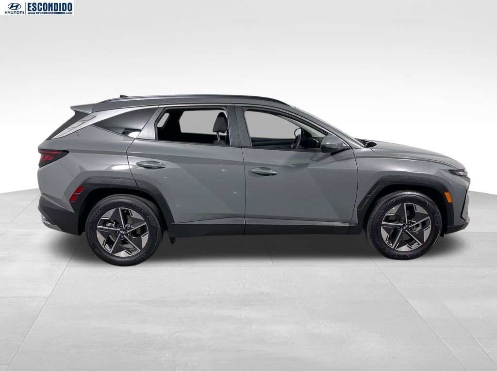 Certified 2025 Hyundai Tucson SEL FWD image 6