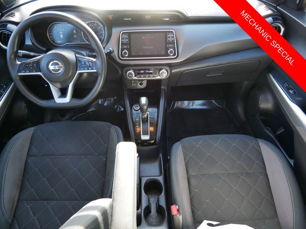 Used 2019 Nissan Kicks SV image 13