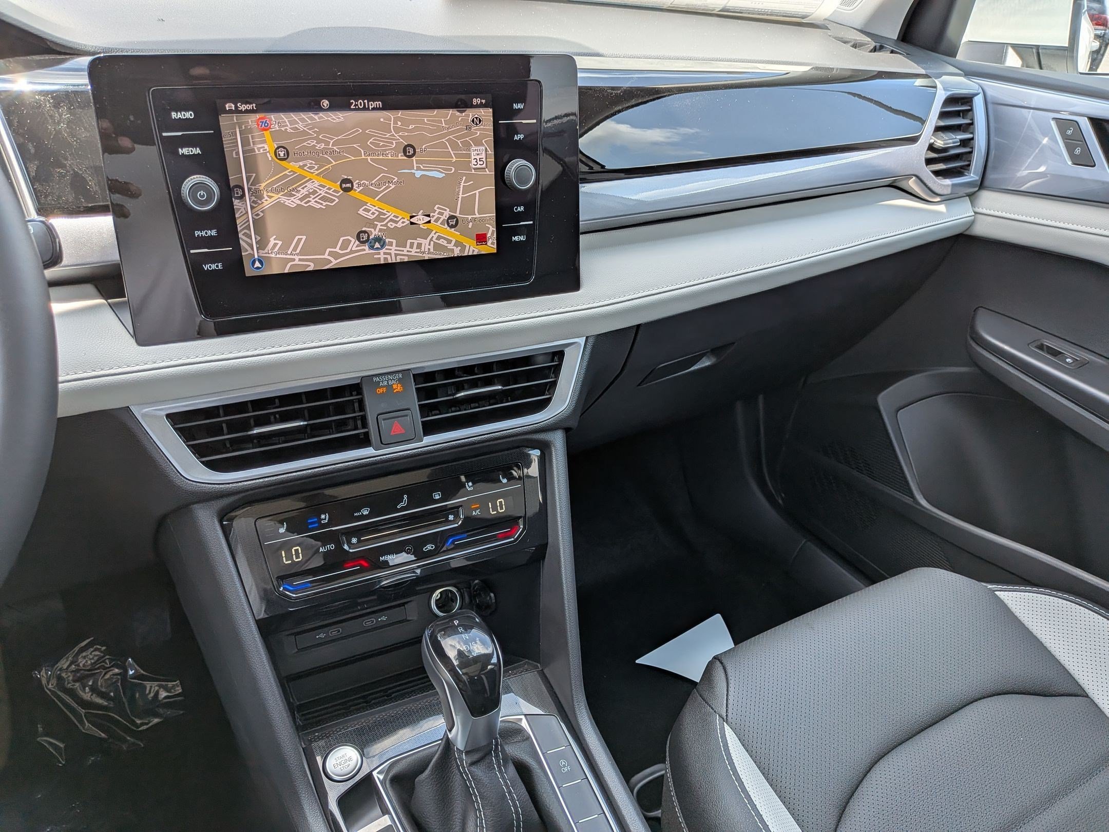New 2026 Volkswagen Taos SEL AWD/4WD image 21