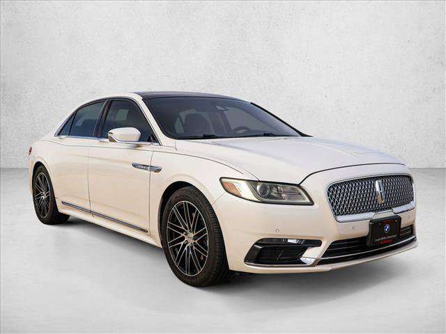 Used 2017 Lincoln Continental Select w/ Climate Package AWD/4WD image 3