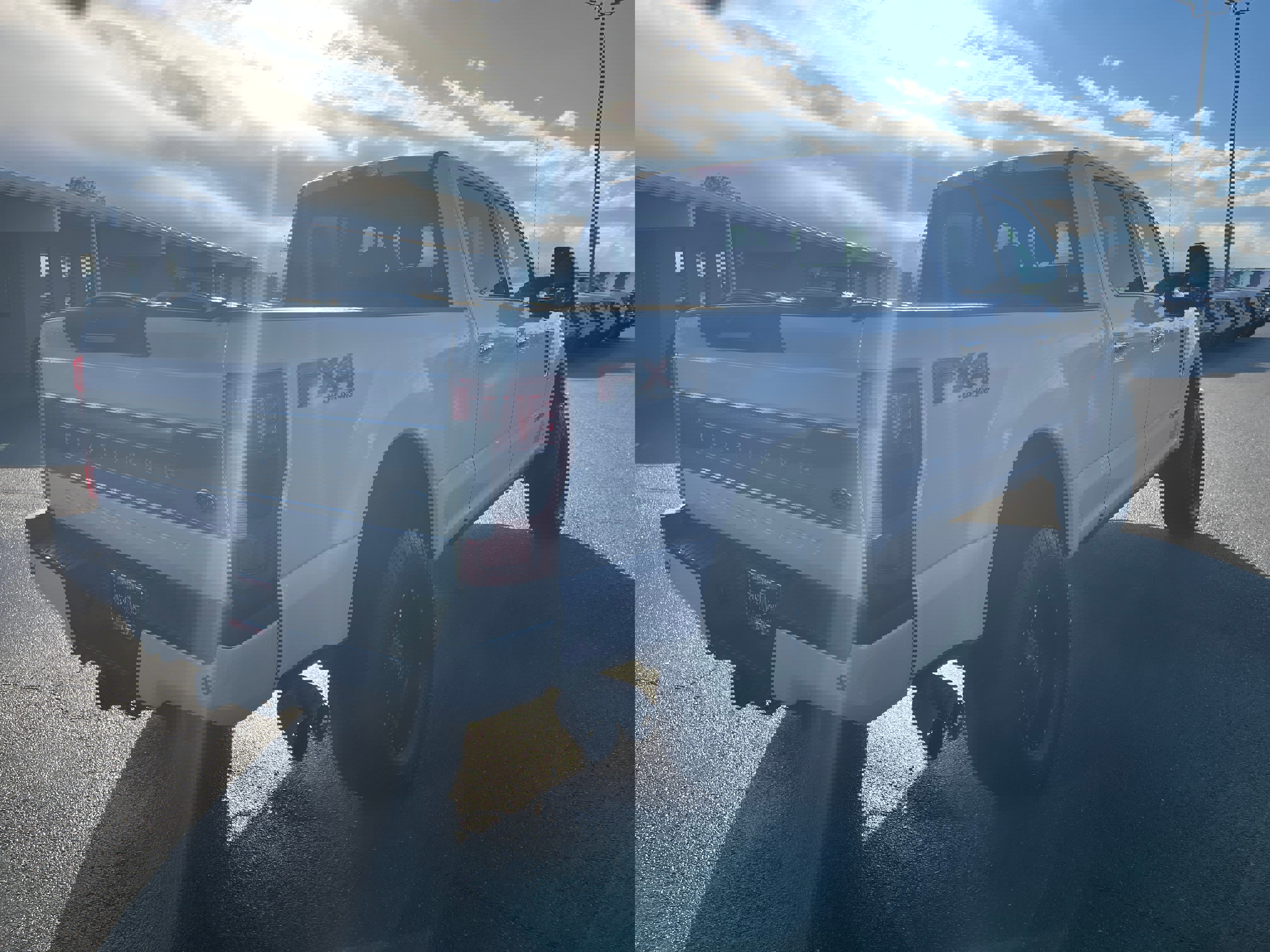 Used 2019 Ford F250 Platinum w/ Platinum Ultimate Package image 5