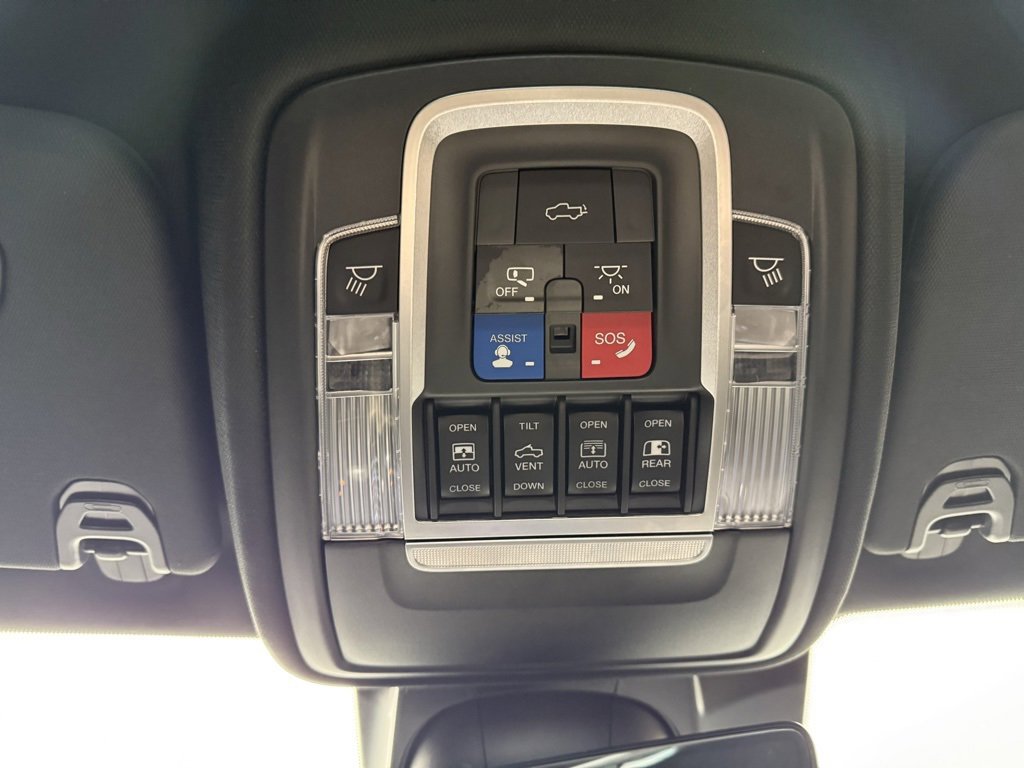 Used 2020 RAM 1500 Limited image 36