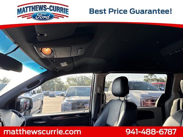 Used 2014 Dodge Grand Caravan SXT FWD image 11