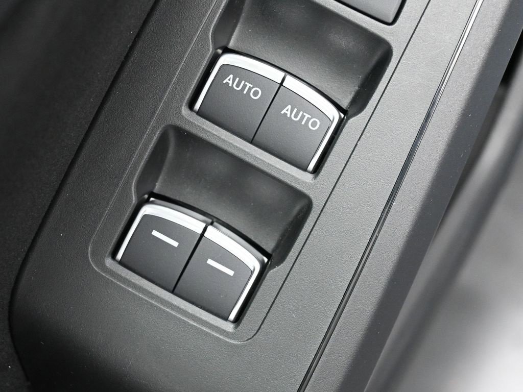 Used 2025 Honda Civic Type R image 13