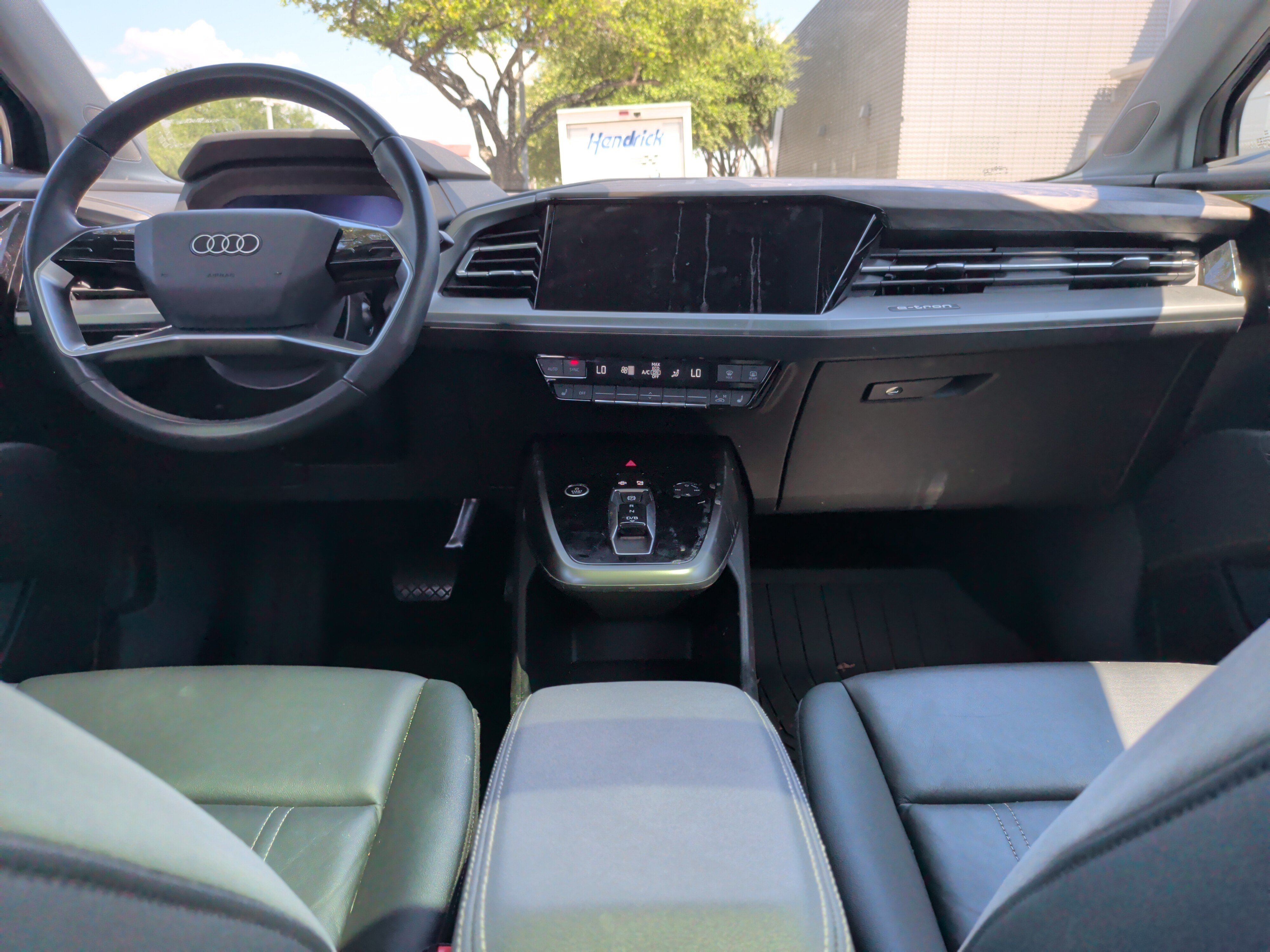 Certified 2022 Audi Q4 e-tron Premium w/ Convenience Package AWD/4WD image 29