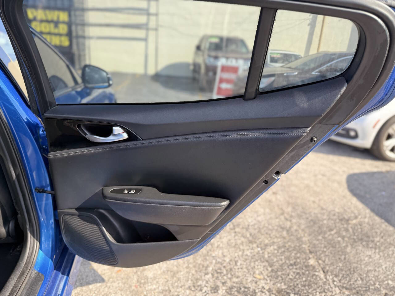 Used 2018 Kia Stinger image 24