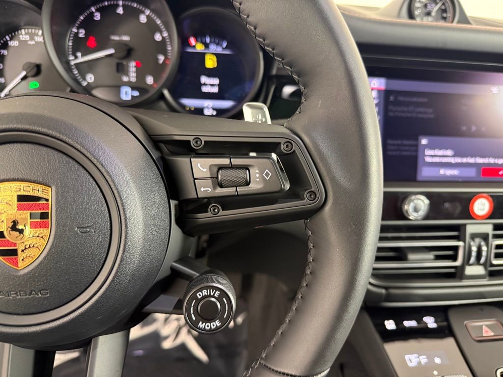 Certified 2026 Porsche Macan Turbo image 29