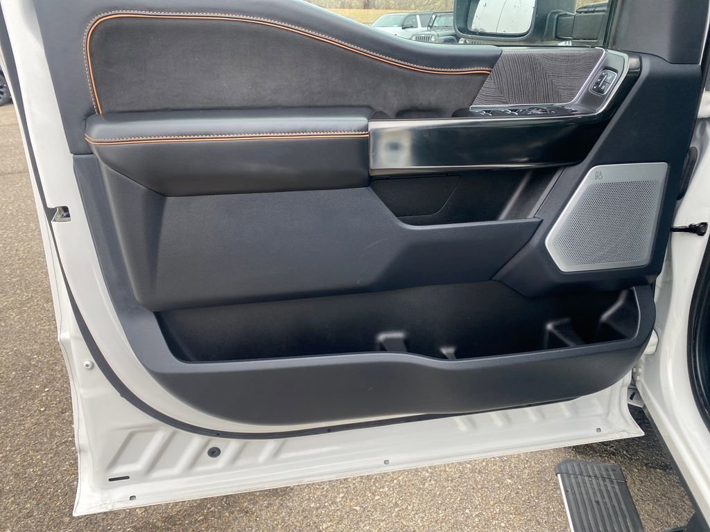 Used 2024 Ford F250 Platinum w/ FX4 Off-Road Package image 11