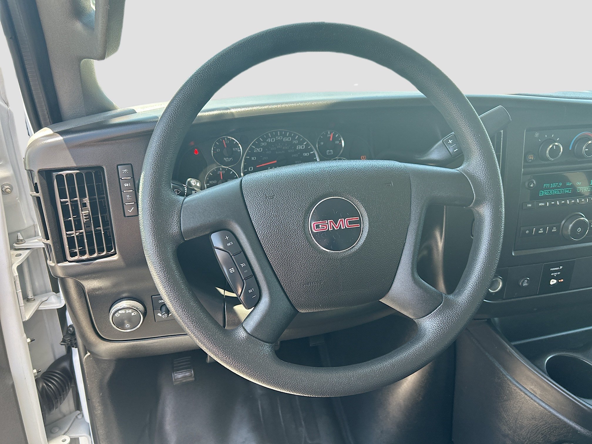 Used 2023 GMC Savana 2500 w/ Driver Convenience Package RWD image 11