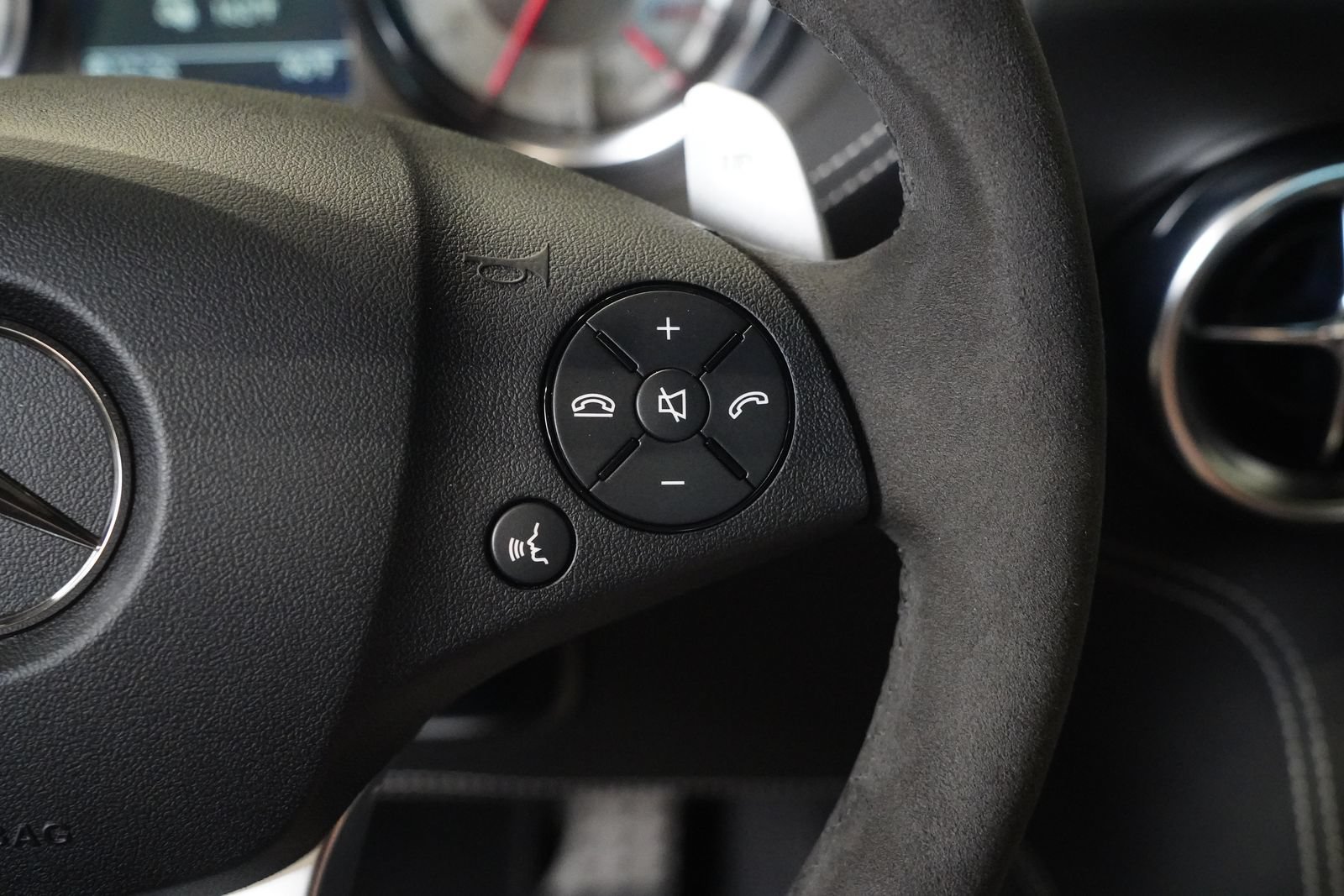 Used 2011 Mercedes-Benz SLS AMG Coupe image 19