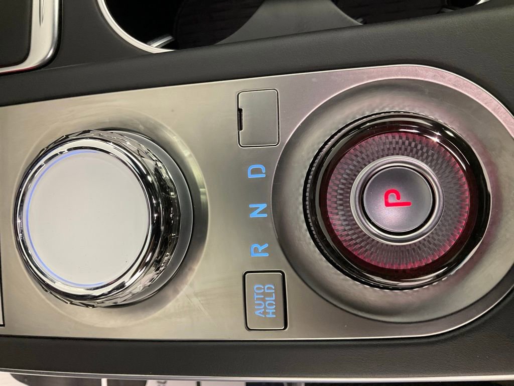 Used 2024 Genesis GV70 2.5T w/ Sport Prestige Package image 21