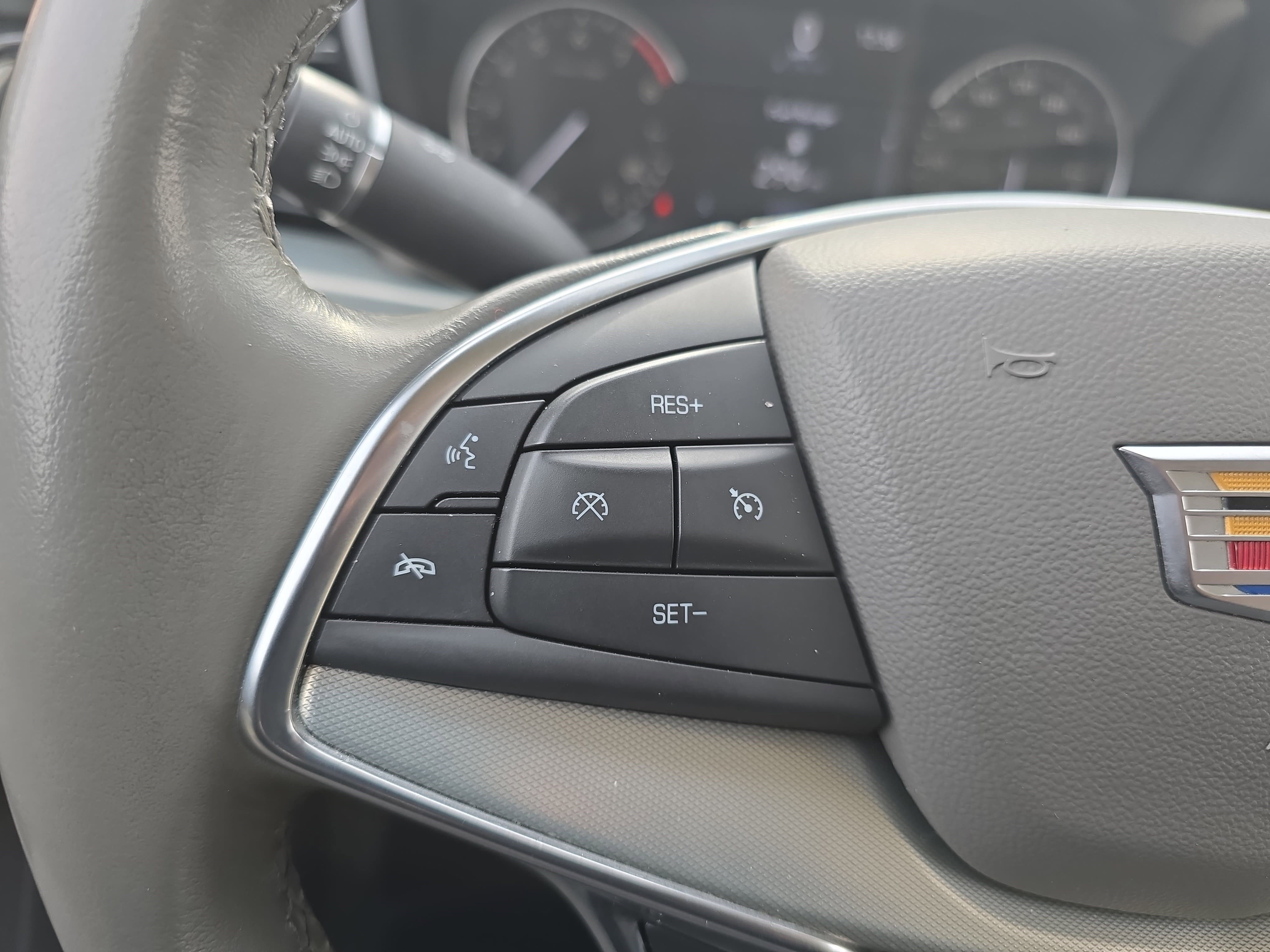 Used 2020 Cadillac XT5 Premium Luxury image 16