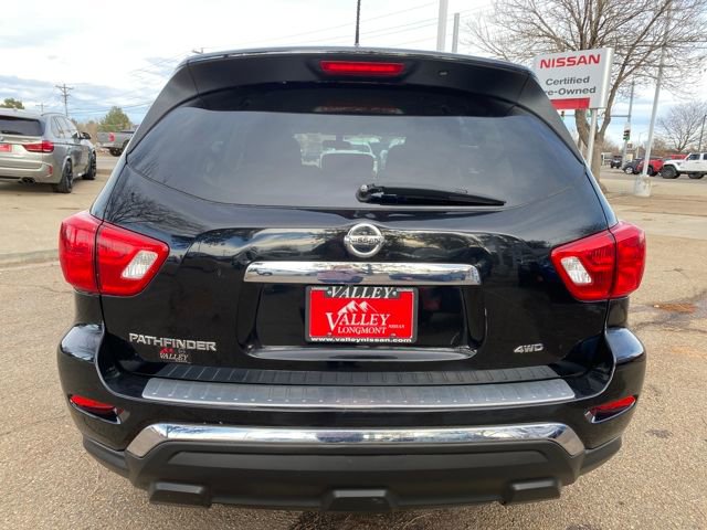 Used 2017 Nissan Pathfinder S image 4