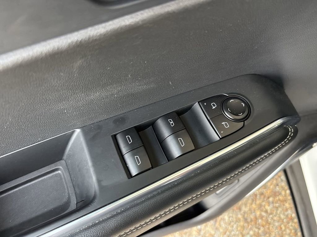 Certified 2025 GMC Acadia Elevation image 23