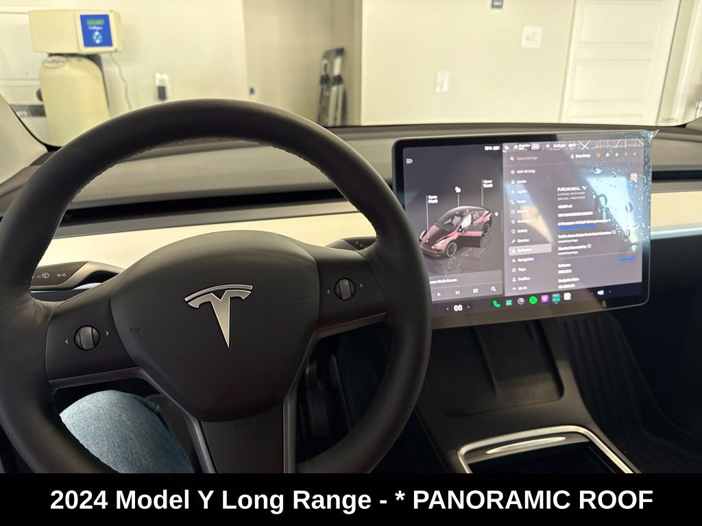 Used 2024 Tesla Model Y Long Range AWD/4WD image 8