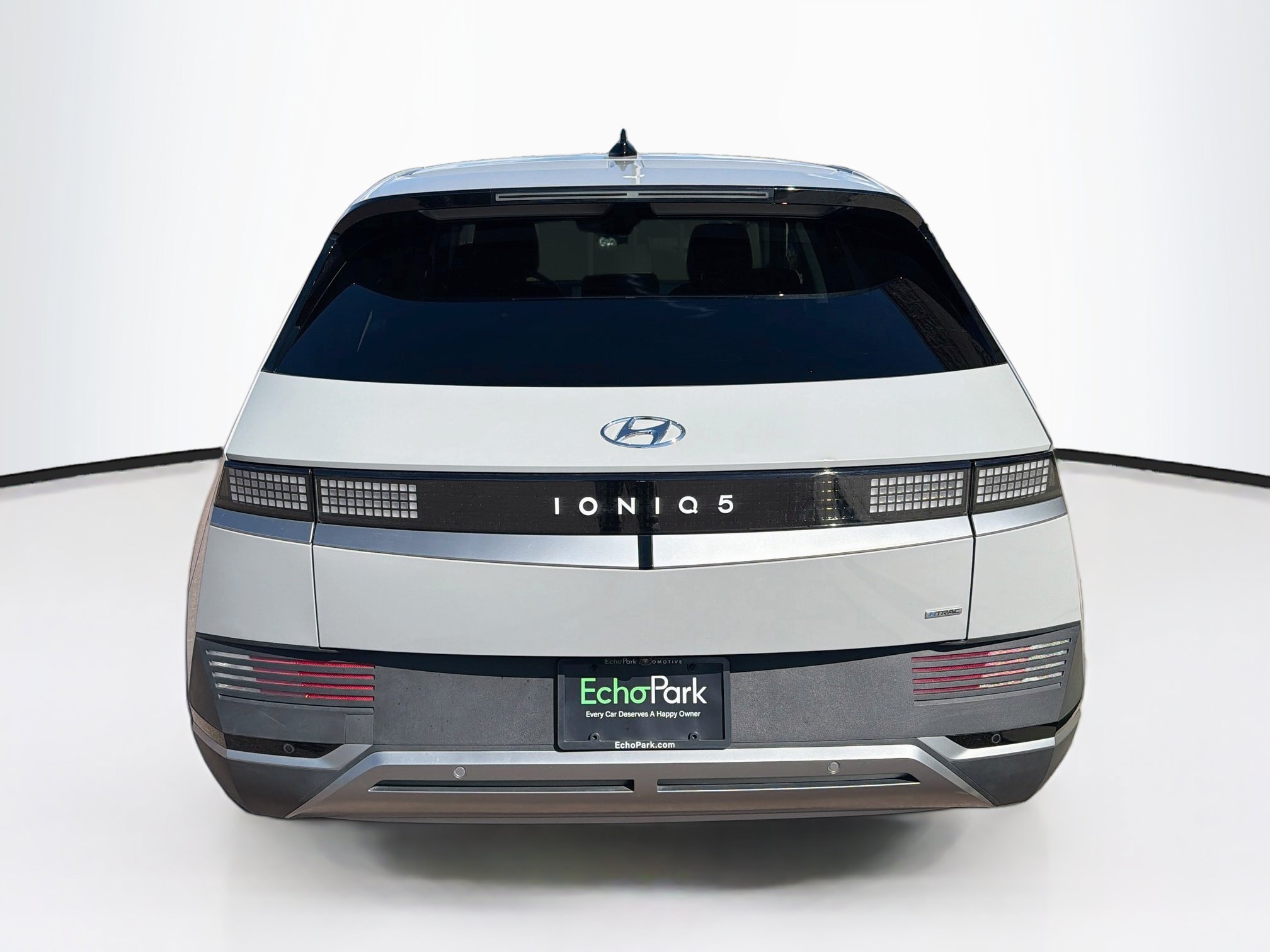 Used 2024 Hyundai Ioniq 5 SE AWD/4WD image 7