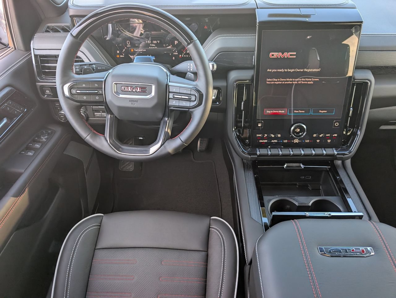 New 2026 GMC Yukon AT4 Ultimate AWD/4WD image 9