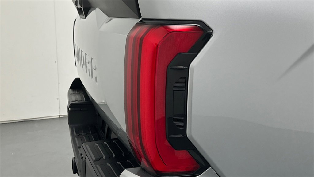 Used 2022 Toyota Tundra SR5 image 21