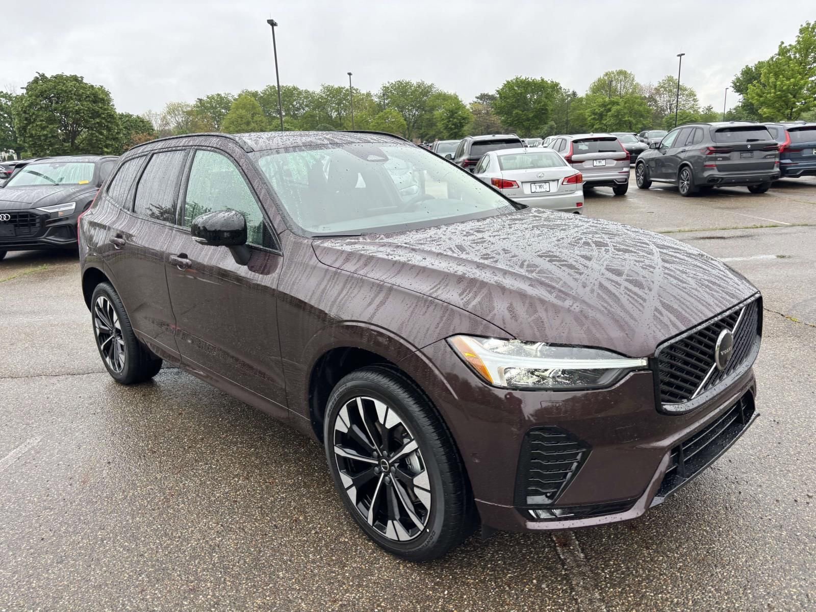 New 2026 Volvo XC60 B5 Plus w/ Protection Package Premier AWD/4WD image 3