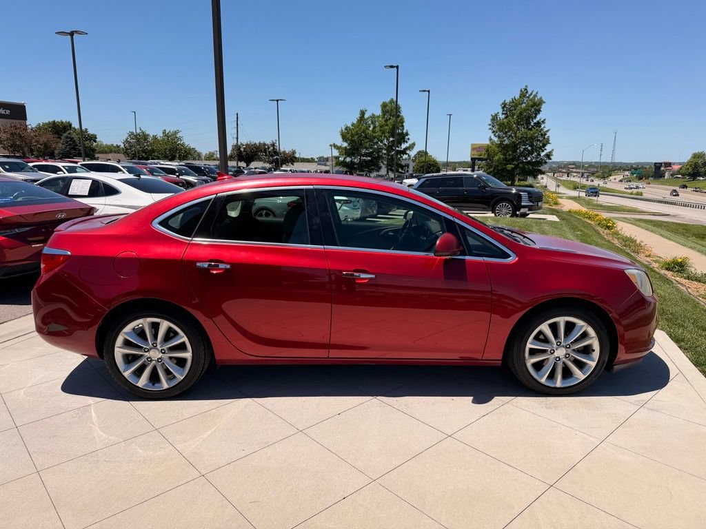 Used 2012 Buick Verano FWD image 10