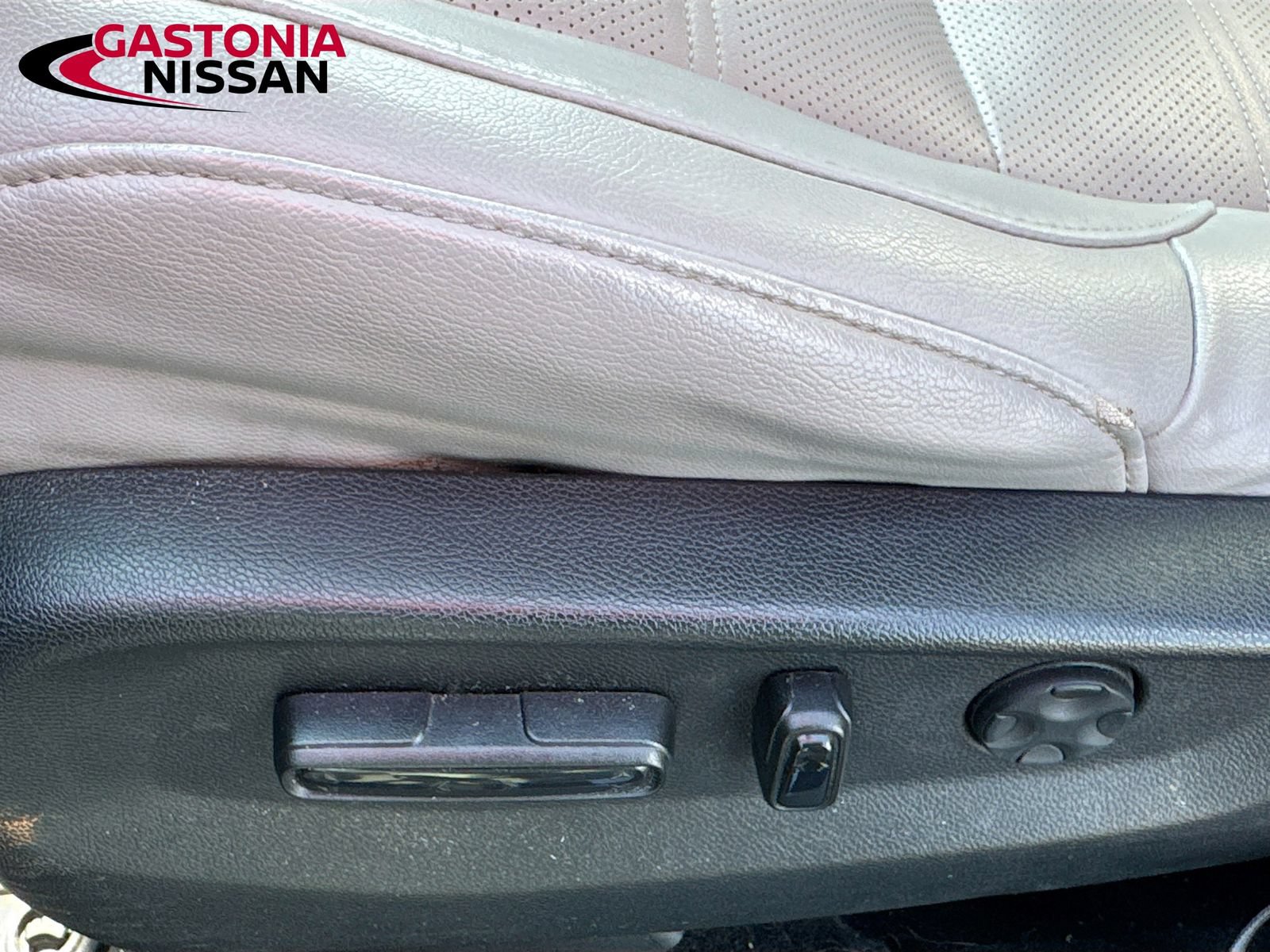 Used 2022 Honda CR-V Touring image 26