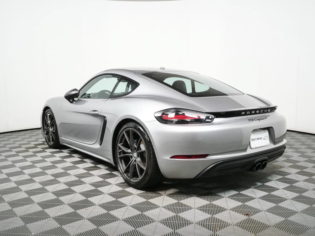 Certified 2022 Porsche 718 Cayman RWD image 3