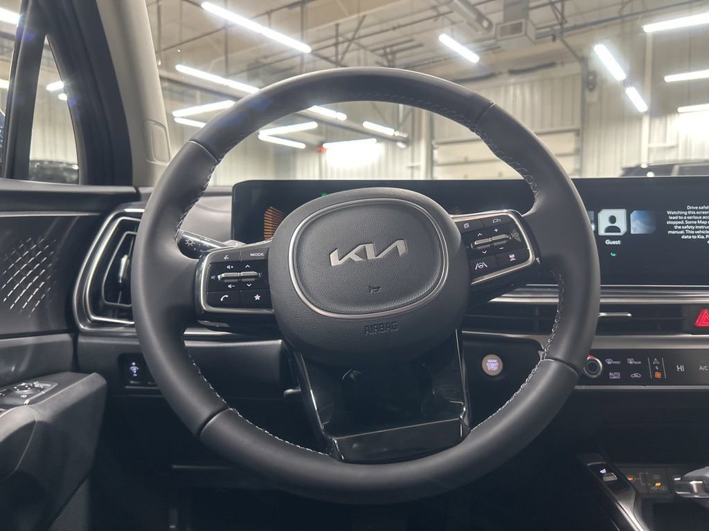 New 2025 Kia Sorento S image 13