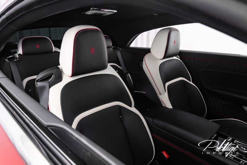 Used 2024 Rolls-Royce Spectre w/ Spectre Launch Package image 40