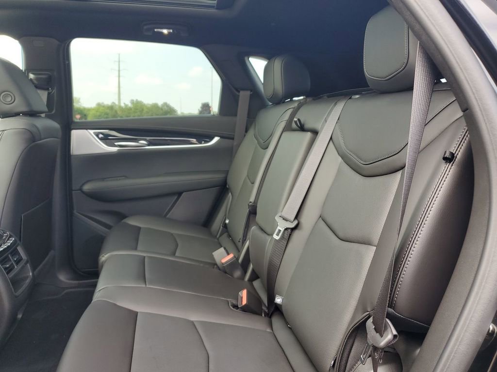New 2025 Cadillac XT5 Premium Luxury w/ Technology Package image 27