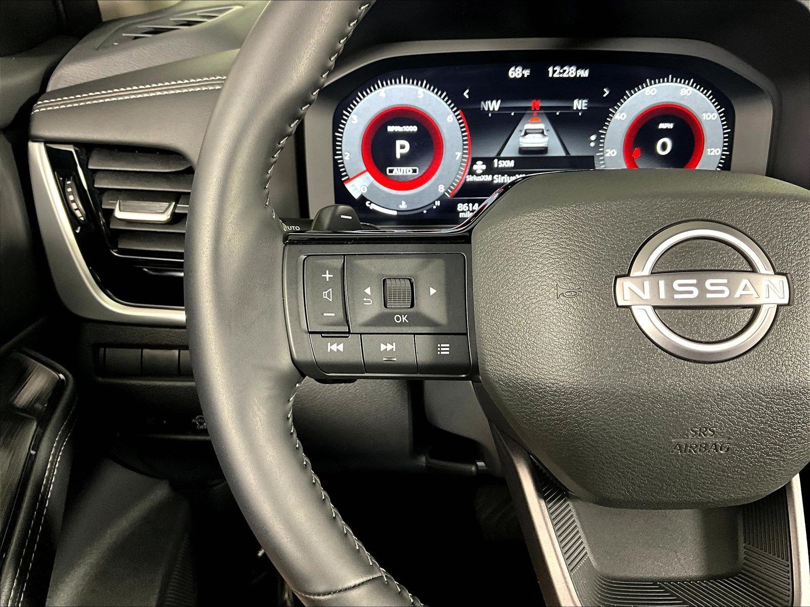 Certified 2025 Nissan Rogue SL AWD/4WD image 11