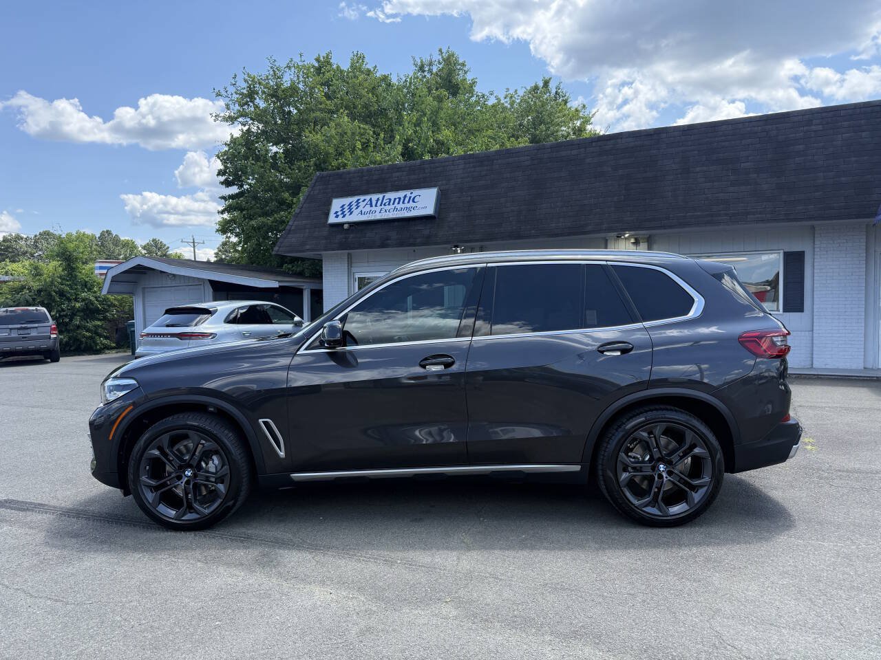 Used 2019 BMW X5 xDrive40i AWD/4WD image 3