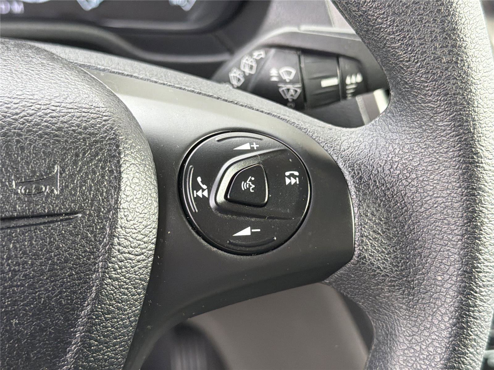 Used 2023 Ford Transit Connect XL image 19