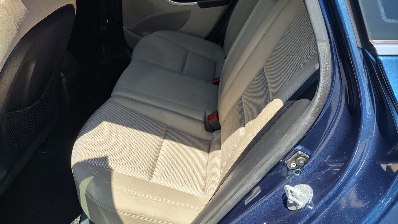 Used 2014 Hyundai Elantra GT image 30