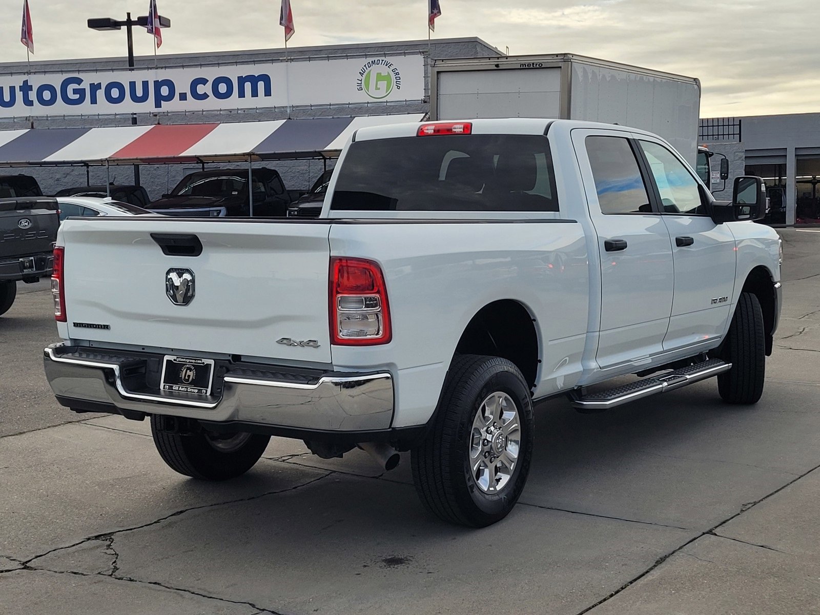 Used 2024 RAM 2500 Big Horn w/ Bed Utility Group image 4