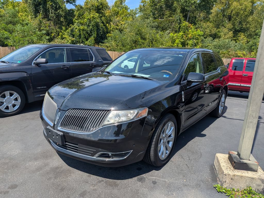 Used 2014 Lincoln MKT AWD w/ Equipment Group 201A image 1