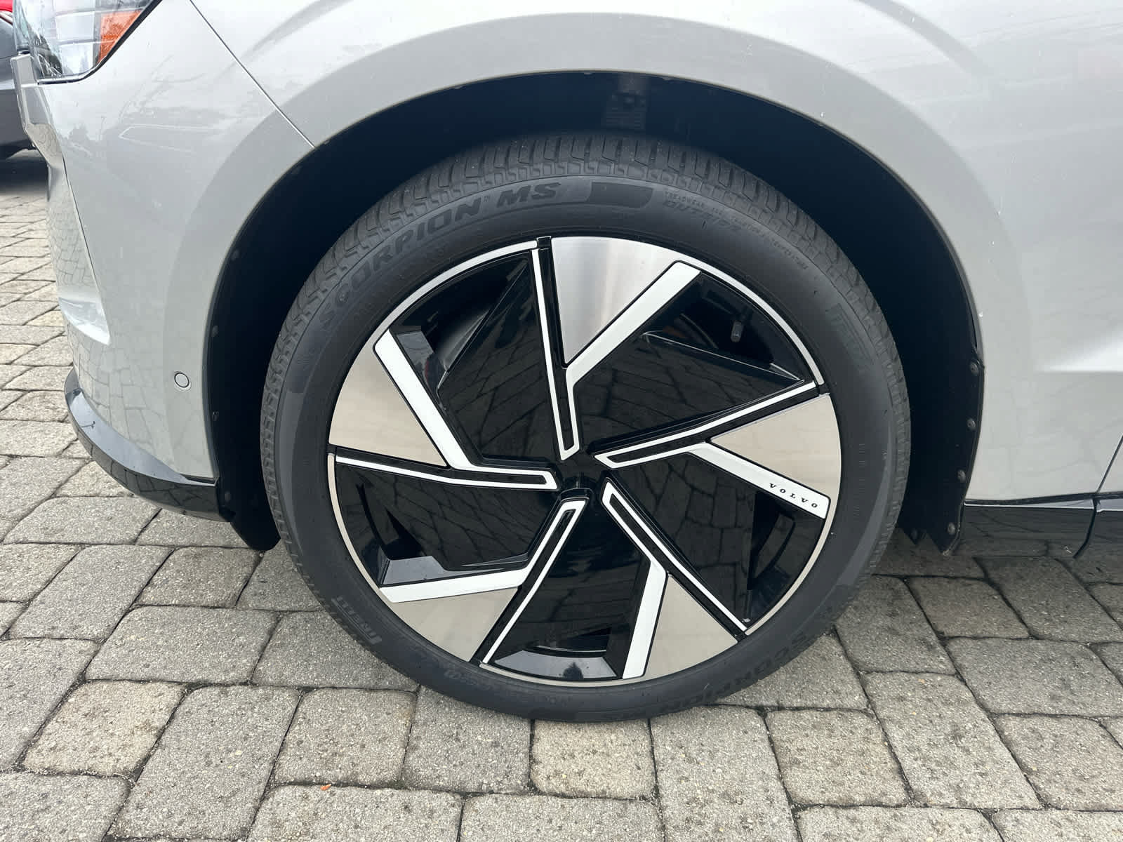 Used 2025 Volvo EX90 Ultra AWD/4WD image 5
