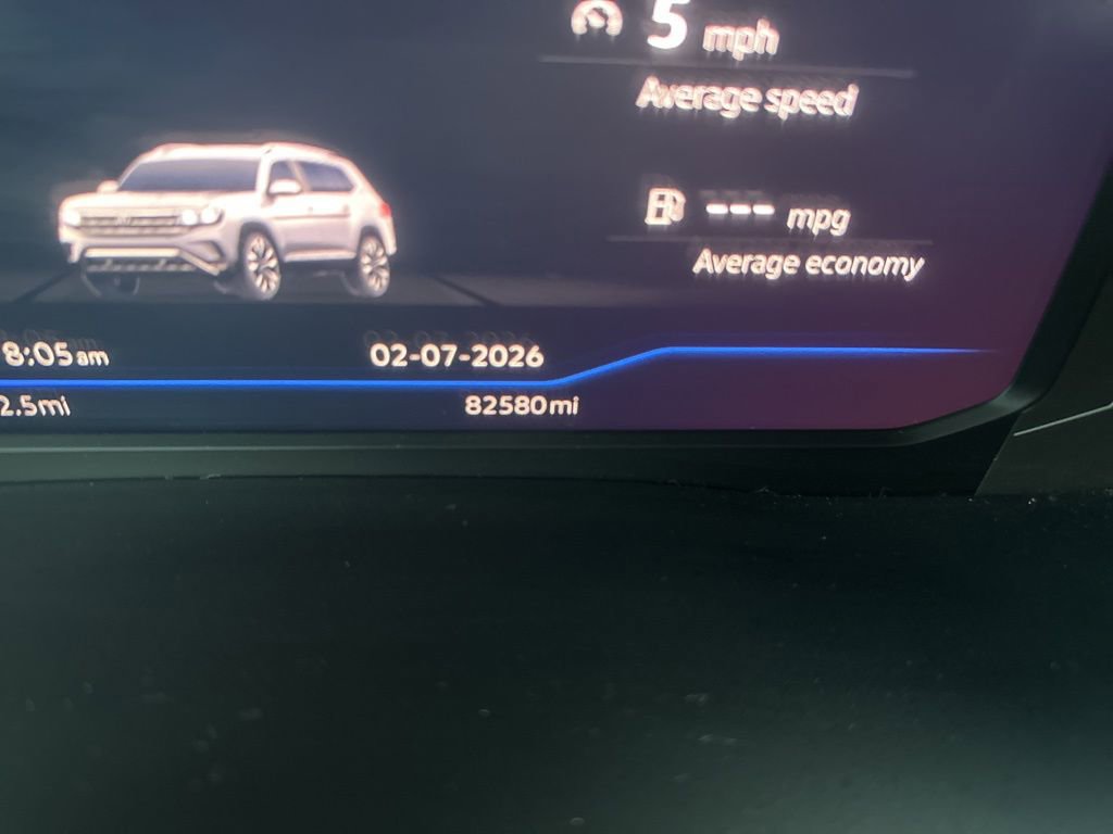 Used 2021 Volkswagen Atlas SEL image 2