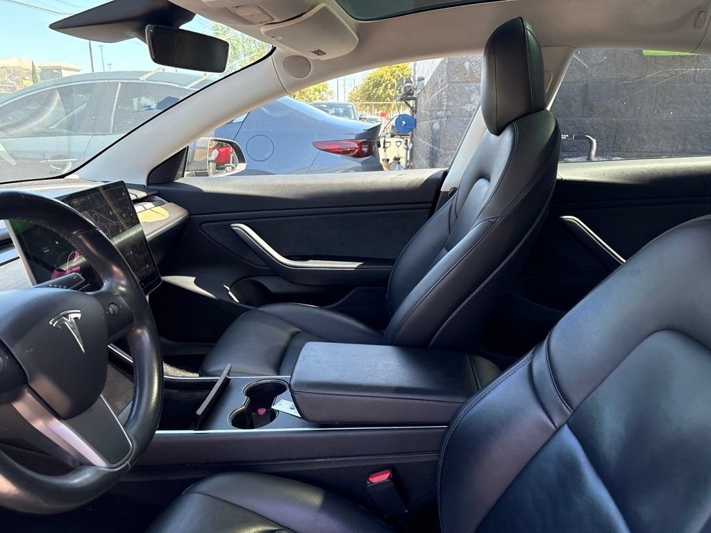 Used 2018 Tesla Model 3 Long Range RWD image 10