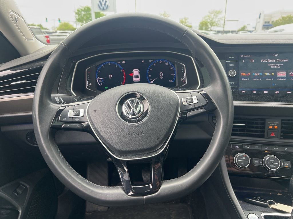 Used 2020 Volkswagen Jetta SEL Premium FWD image 25