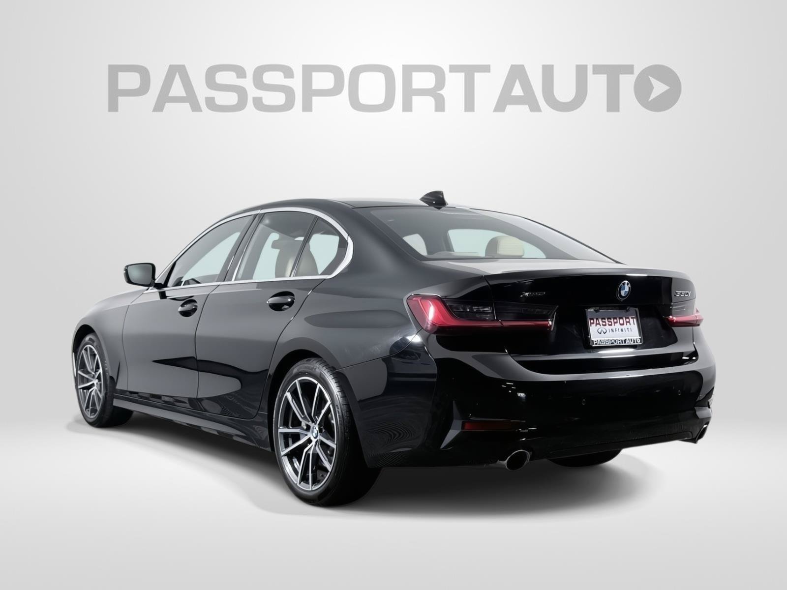 Used 2021 BMW 330i xDrive Sedan w/ Driving Assistance Package AWD/4WD image 4