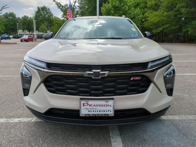 Used 2026 Chevrolet Trax RS w/ Driver Confidence Package image 9